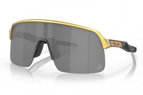 Oakley x Patrick Mahomes Sutro Lite OO 9463 47 Prizm