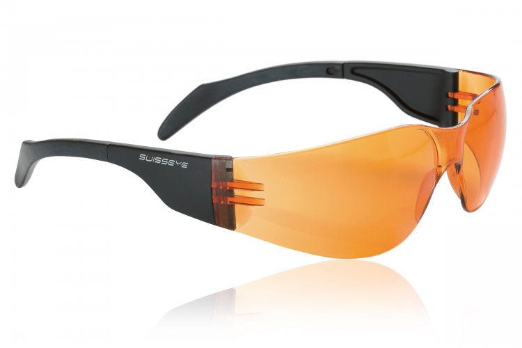 SWISSEYE Outbreak S 14044